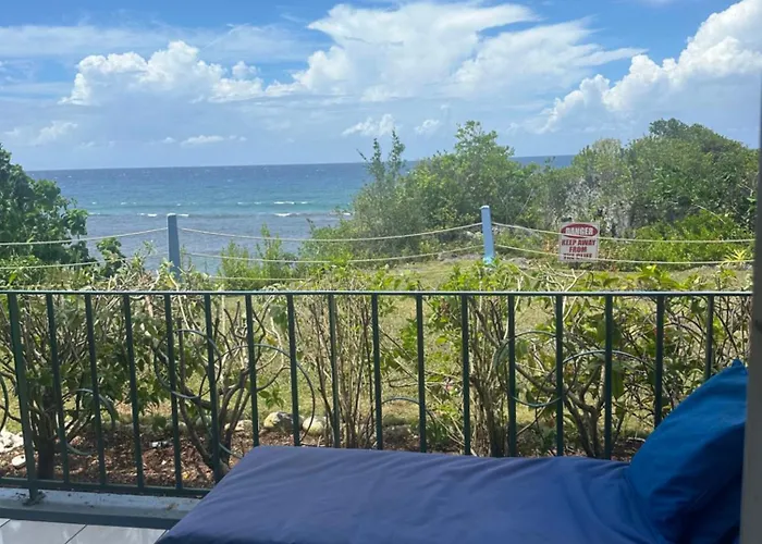 Sea La Vie Apartment *